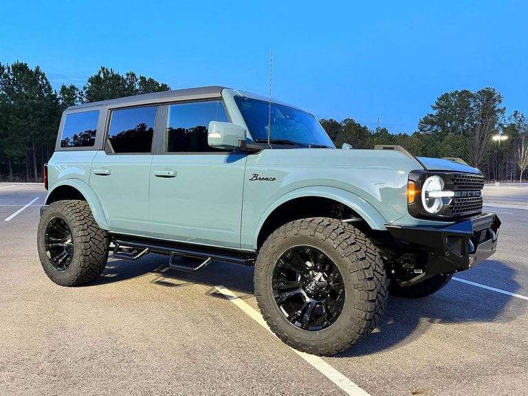 Ford Bronco with Readylift Liftkit Fuel Offroad Wheels Nitto Ridge Grapplers Tires ARB 4x4 Go Rhino Side Steps - Built by Elite Offroad Performance Birmingham Alabam